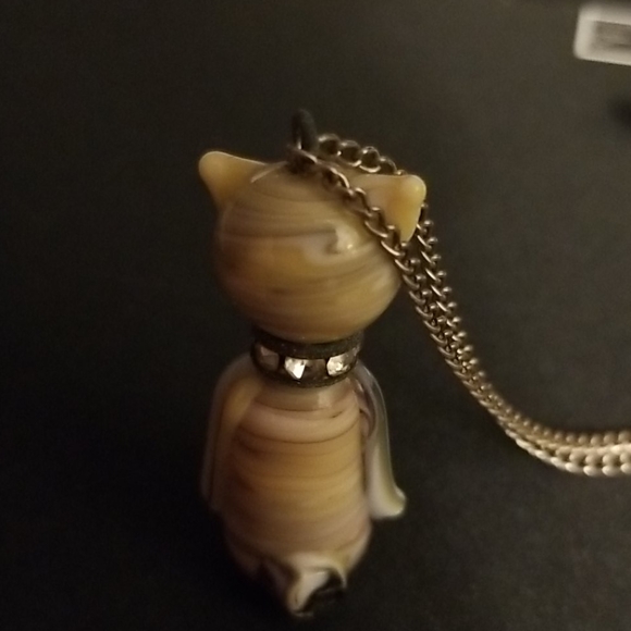 Polished stone owl pendant. - Picture 4 of 4